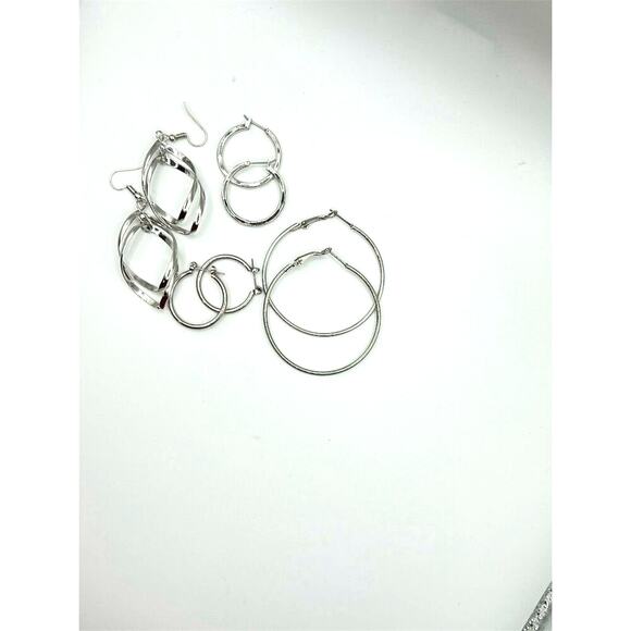 5 Pairs Silver Hoop Earrings - Various Sizes - WOW. Deal. Sale. Pierced - Picture 2 of 3